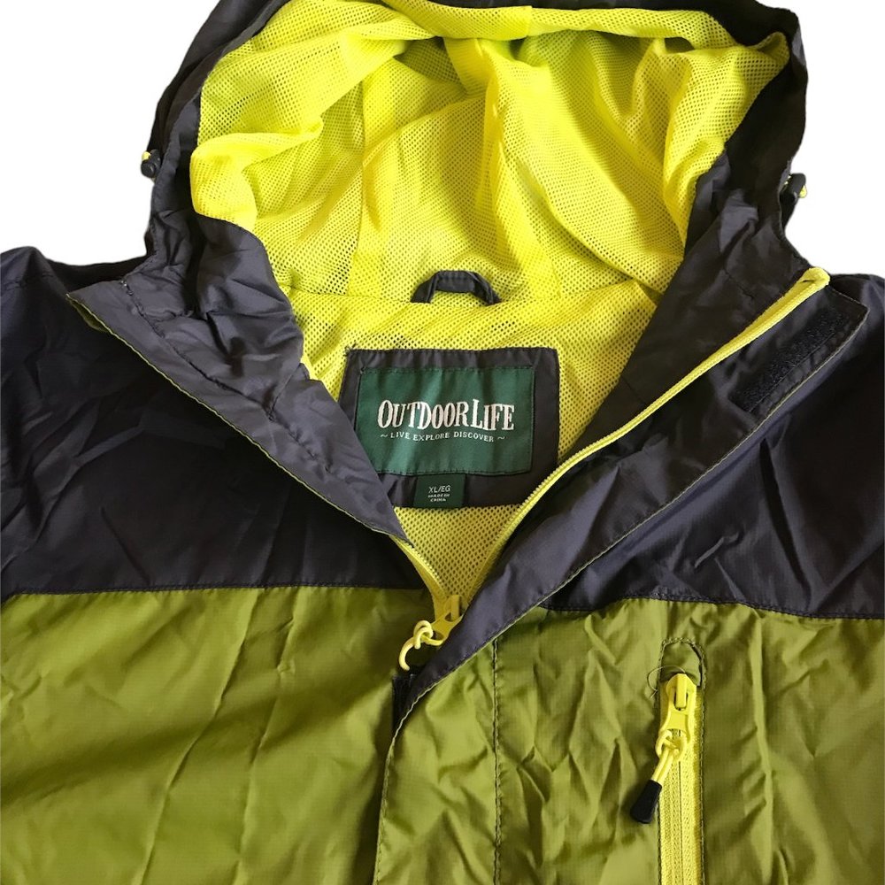 Outdoor Life Jacket - Picture 2 of 7